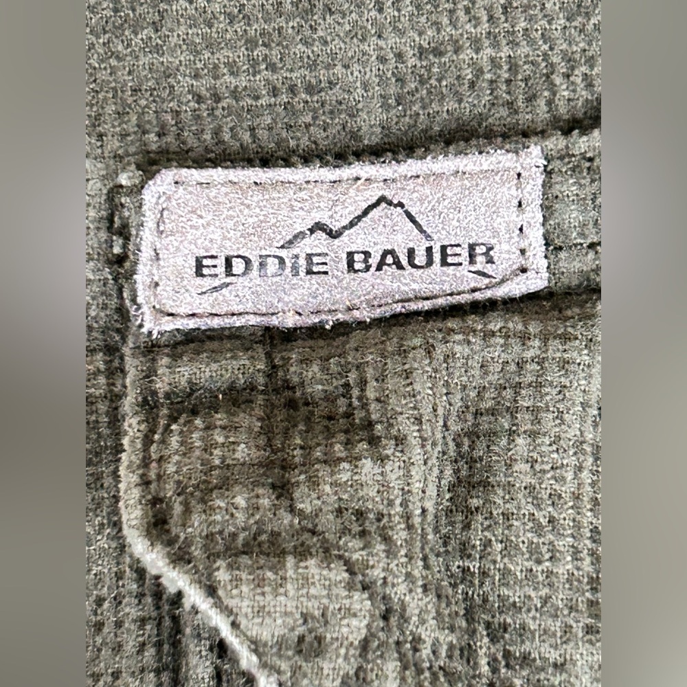 Eddie Bauer Shirt  Mens Size XXL Green Corduroy Long Sleeve Pockets - Picture 11 of 11